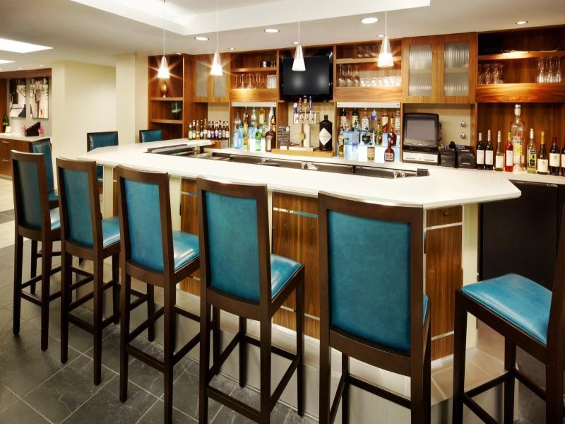 Clarion Pointe Seawall Hotel 3*