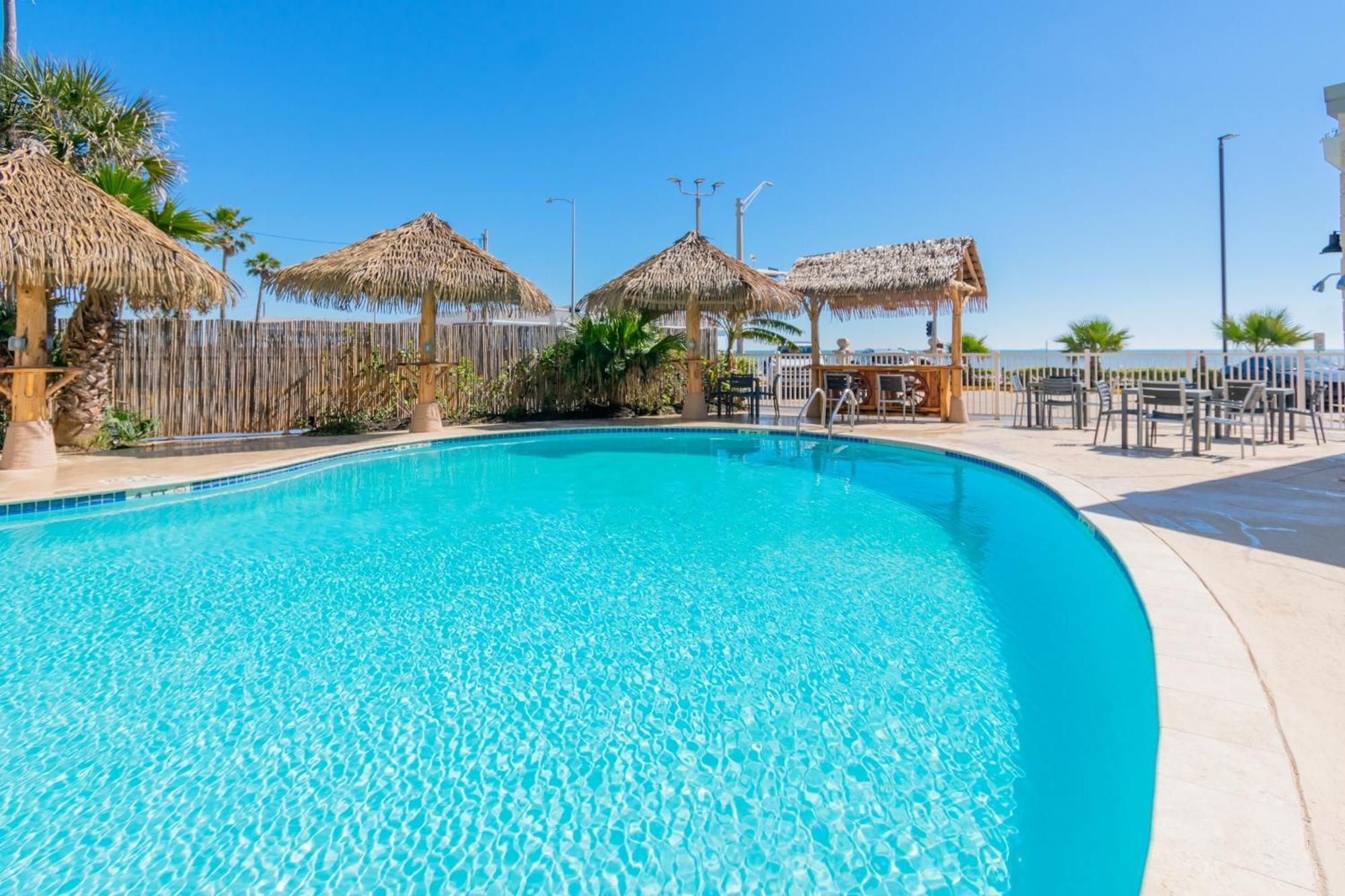 Clarion Pointe Seawall Hotel Galveston